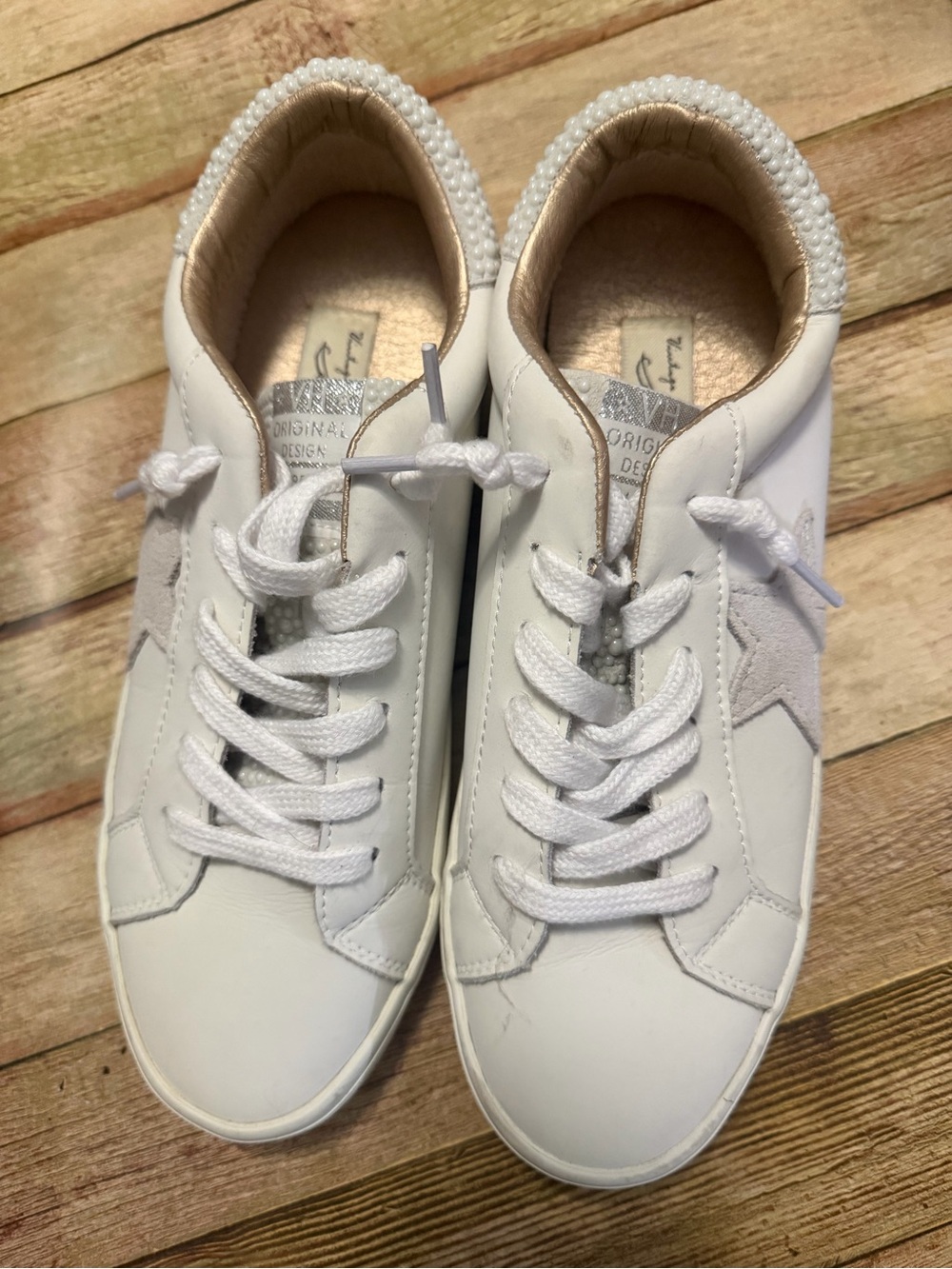 Vintage Havana White Sneakers with Pearl Heel Detail